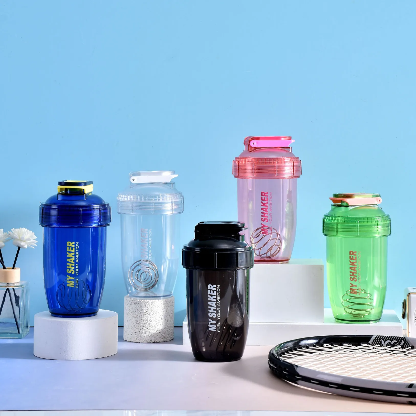 500ml Stylish Plastic Protein Shaker Bottle for Students & Fitness (Customizable)